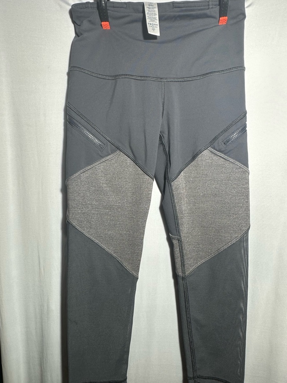 Ivivva GIRLS 10 by Lululemon legging W pockets #CHEER #activewear#SOFTBALL